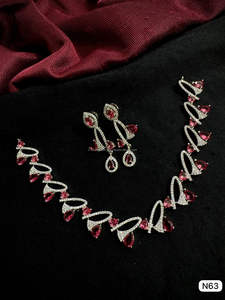 Conjunto nupcial clásico americano de latón con diamantes, de dos piezas, collar y pendientes para fiesta de bodas, chapado en plata antigua a la moda. - Product Image 2