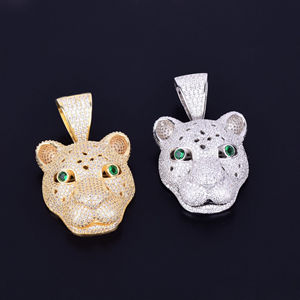 Pendentif panthère plaqué or avec incrustation de strass, bijoux hip-hop pour homme, charme à thème animal, cadeau - Product Image 3