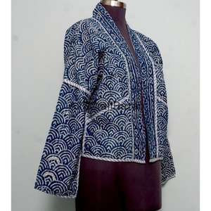 Chaqueta Acolchada 100% Algodón Puro, Ecológica y Transpirable, Diseño Floral Vintage para Mujeres y Niñas - Product Image 4