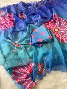 Sari en tabby doux de qualité supérieure avec imprimé numérique, travail de miroir artisanal, bordure festonnée et pallu latkan - Blouse imprimée - Exportateur indien - Product Image 2