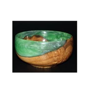 Bol en bois et résine époxy fait main par un designer, texture bois naturelle, détails artistiques en résine, compatible lave-vaisselle, livraison mondiale - Product Image 4