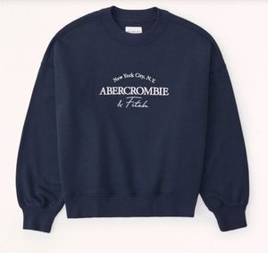 Sudadera Deportiva y Elegante con Cuello Redondo Bordado, 100% Algodón, Estilo Holgado, Unisex, Informal, para Otoño - Product Image 4