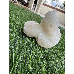 Natural White Stilbite <b>Crystal</b> <b>Cluster</b> Mineral Specimen for Interior Decor Home Display and Bulk Supply - Product Image 1