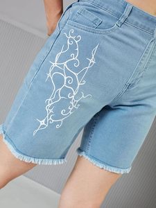 Shorts en jean mi-longs pour femmes, mignons et sexy, avec broderie, ourlet asymétrique, décontractés pour l'été, écologiques, lavables, 100% coton, bleu délavé vintage - Product Image 6