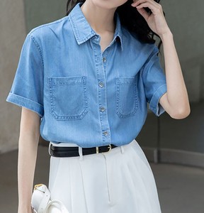 Camisa de mezclilla de manga corta con botones para mujer, cuello vuelto, color sólido, top informal para primavera y verano - Product Image 4