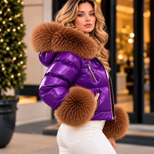 Manteau matelassé respirant en satin pour femmes avec bordure en fourrure moelleuse, veste en cuir style motard chaude pour l'hiver - Product Image 3