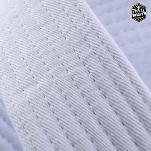 Ceintures de BJJ personnalisables de haute qualité - Logo avant personnalisé, design sur mesure, 100% coton, respirantes, durables et légères pour hommes - Product Image 2