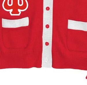Crea tu Propio Cárdigan de Punto con Cuello en V de Alta Calidad Personalizado con el Logotipo de tu Hermandad/Fraternidad/Escuela/Universidad - Product Image 3