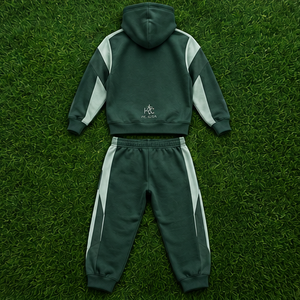 Oferta Destacada: Sudadera con Capucha para Hombre, Verde, Sostenible, Nueva Colección, Personalizable, Corte Holgado, Informal, con Bolsillos Laterales y Centrales - Product Image 2