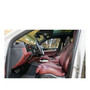 Cayenne 3.0 2024 con Caja de Cambios Automática, Asientos de Cuero, Cámara Trasera, Volante a la Izquierda, Techo Panorámico, Faros LED - 20,000 km - Product Image 5