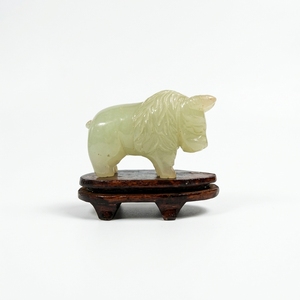 Nouvelle figurine de buffle vert de haute qualité en onyx sculpté, art populaire, couleur personnalisée, décoration intérieure, animal en pierre à prix raisonnable - Product Image 1