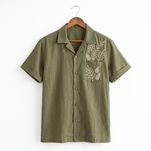 เสื้อเชิ้ตปักลายฤดูร้อนสำหรับผู้ชาย เสื้อเชิ้ตสไตล์ลำลองหรูหราสำหรับรีสอร์ท รับผลิตแบบ OEM ODM ขายส่งจากโรงงาน ปักลายตามสั่ง MOQ ต่ำ - Product Image 5