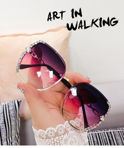 Lunettes de soleil carrées dorées de haute qualité, style rétro classique, monture épaisse, protection UV400, tendance, avec diamants, pour hommes et femmes - Product Image 6