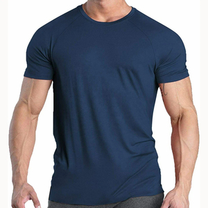 เสื้อยืดแขนสั้นผู้ชายสีแดง คอกลม ผ้าฝ้ายเจอร์ซีย์ ทรงปกติ สวมใส่สบาย ระบายอากาศได้ดี เหมาะสำหรับเล่นกีฬาและสวมใส่ในชีวิตประจำวัน - Product Image 6