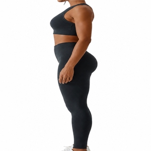 Conjunto de Yoga sin Costuras para Mujer, Premium, Elástico, Cómodo, Deportivo, Moderno, Transpirable, Listo para el Gimnasio - Product Image 3