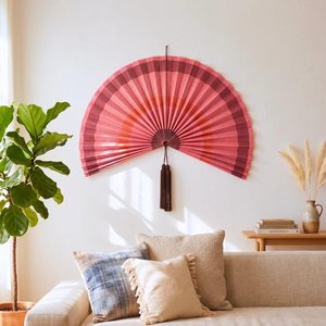 Grand ventilateur mural en bambou décoratif, éventail tissé rose fait main, à suspendre pour la décoration du salon, de la chambre, de l'hôtel ou du café - Product Image 3