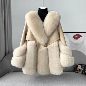 Veste d'hiver élégante pour femme en fausse fourrure avec col en peau de mouton, manches longues, coupe-vent, séchage rapide, couleur unie, extérieur en similicuir - Product Image 5