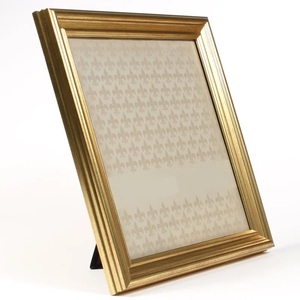 Cadre photo en métal doré de style mi-siècle, design géométrique squelette, support de table pour affichage d'images, idéal pour un cadeau de luxe - Product Image 5