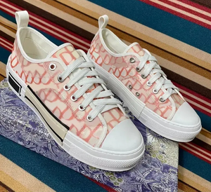 Chaussures décontractées tendance de haute qualité pour hommes et femmes, avec empeigne en toile à motif floral et fermeture à lacets - Product Image 6