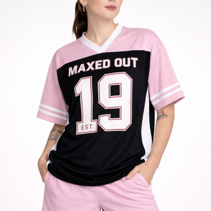 Venta al por mayor OEM: Camiseta de fútbol americano para mujer, rosa y negra, de malla, cuello en V, estilo oversize, con logo personalizado, marca privada OEM, al por mayor, EE. UU. - Product Image 4