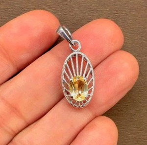 Pendentif ovale en citrine plaqué rhodium en argent sterling, tendance, vente en gros, fait main, cadeau minimaliste POUR ELLE, bijoux de février - Product Image 1