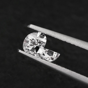 Diamant de laboratoire Luxira Export personnalisé 1 carat certifié IGI VVS, taille fantaisie légère, lettre P, diamant non monté pour la fabrication de pendentifs - Product Image 4