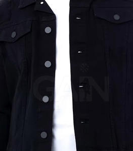 Chaqueta de invierno premium para hombre diseñada con la estética atemporal de un diseño de chaqueta vaquera. - Product Image 5