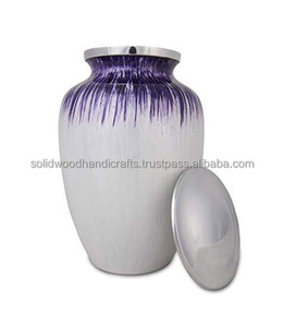 Urnas decorativas de latón para adultos, urnas hechas a mano para entierro de hombres y mujeres. - Product Image 1