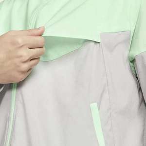 Ensemble de jogging léger, imperméable et personnalisé en nylon de haute qualité avec fermeture éclair pour hommes - Product Image 3