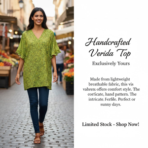 Caftán de Seda Habotai de Lujo, Estampado Floral a Mano, Cuello en V, Manga con Volantes, Ropa de Noche, Obra Maestra Hecha a Mano para Mujer - Product Image 5