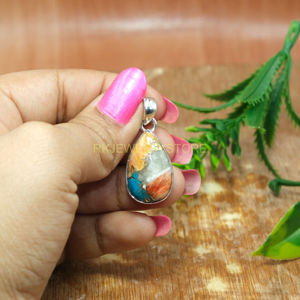 Colgante de Turquesa Natural Azul Espino de Ostra en Forma de Lágrima con Engaste de Plata de Ley 925, Joyería de Piedras Preciosas Hecha a Mano, Proveedor Mayorista - Product Image 6