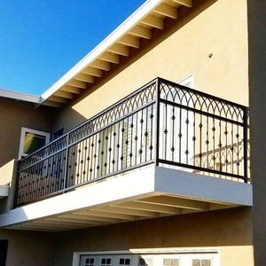 Rampe de balcon décorative en acier avec motifs floraux classiques en fer forgé, finition thermolaquée pour toutes les villas et maisons de luxe - Product Image 3
