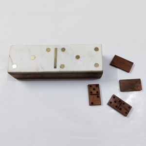Boîte de rangement pour dominos en marbre faite à la main avec des dominos en bois, élégant organisateur de dominos avec couvercle en marbre pour table basse et soirées jeux - Product Image 3