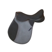 Sillín de caballo negro.
