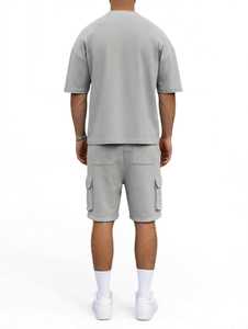 Ensemble deux pièces pour homme, t-shirt à manches courtes et col rond gris et short cargo, tenue décontractée unie - Product Image 4