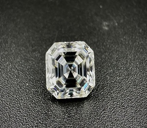 มอสซาไนต์สีขาว DEF รูปทรง Asscher คุณภาพ VVS ผลิตในห้องปฏิบัติการ ขนาด 1 มม. ถึง 30 มม. - Product Image 2