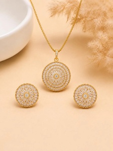Collar y Pendientes con Colgante de Medallón Chapado en Oro Rosa con Circonitas Cúbicas RAY FINE ORNATES, Joyería para Bodas y Fiestas, Certificado IGI - Product Image 1