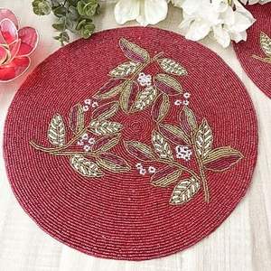 Set de table rond élégant fait main avec broderie 3D et perles pour événements festifs et usage domestique, idéal pour les tables à café et à dîner - Product Image 2