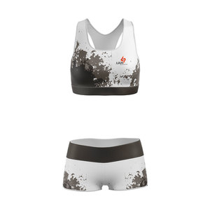 Ensemble de yoga personnalisé de haute qualité pour femme, comprenant un soutien-gorge à col rond et un short taille haute avec ceinture, logo imprimé par sublimation sur le devant, grandes tailles - Product Image 4