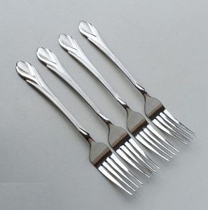 Juego de Cubiertos de Acero Inoxidable de Cuatro Piezas, Cuchara para Postre, Tenedor para Fruta, Cubiertos Plateados para Restaurante - Product Image 6