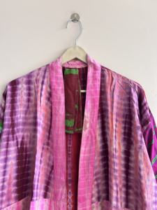 Kimono vintage de seda suave y cómodo, hecho a mano, teñido a mano, bata larga, pareo de playa - Product Image 3