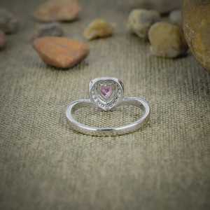 แหวนเงินแท้ 925 ประดับคุนไซต์สีชมพูธรรมชาติ ตกแต่งด้วยเพทายสีขาว งานแฮนด์เมด เครื่องประดับอัญมณีชั้นดี ของขวัญ - Product Image 2