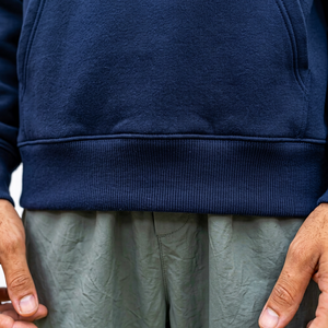 Sudadera de hombre azul marino con cremallera de un cuarto, corte regular, color liso, cuello vuelto, estilo urbano ecológico, de algodón polar para invierno - Product Image 5
