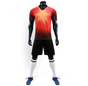 Uniformes de Fútbol de Alta Calidad OEM, Camisetas de Entrenamiento Personalizadas para Adultos, Conjuntos con Nombre de Equipo, 100% Poliéster, Fabricación Personalizada - Product Image 1