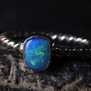 แหวนแต่งงานโอปอลออสเตรเลีย เงินแท้ 925 โอปอลคู่ ประจำเดือนตุลาคม ขนาด 5.5 US ทำด้วยมือ เครื่องประดับคลาสสิก ของขวัญ - Product Image 1