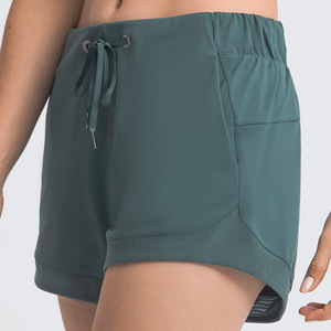 Shorts tricotés taille haute pour femme, couleur unie, avec cordon de serrage, décontractés, respirants, en Spandex et Polyester, coupe classique - Product Image 3