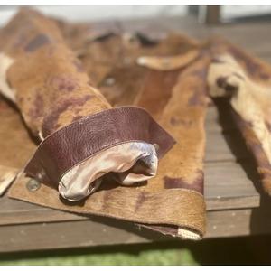 Blouson en cuir de vachette pour homme, col montant, logo personnalisé, coupe ajustée, coupe-vent et respirant, vente en gros - Product Image 4