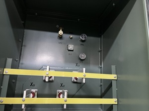 Yawei แผ่นกระจายสัญญาณ CSA ANSI 1500kVA 13.8/0.4KV 60Hz <span class=keywords><strong>3</strong></span>เฟสแผ่นฟีดติดตั้งหม้อแปลงสูญเสียต่ำ - Product Image 2