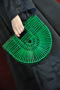 Bolso de Mano Tipo Clutch de Acrílico Verde de Lujo, Diseño en Forma de Abanico, para Fiestas, Bodas, Eventos, con Estuche Rígido, para Mujer - Product Image 2