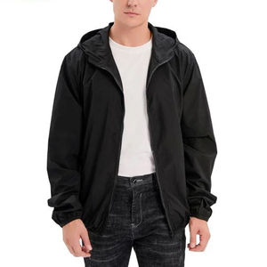 Multiple Pockets Fleece Inner Windproof Outdoor Jackets Low MOQ Outdoor Activities Water Resistant Jacket Light Softshell Jacket - Product Image 1